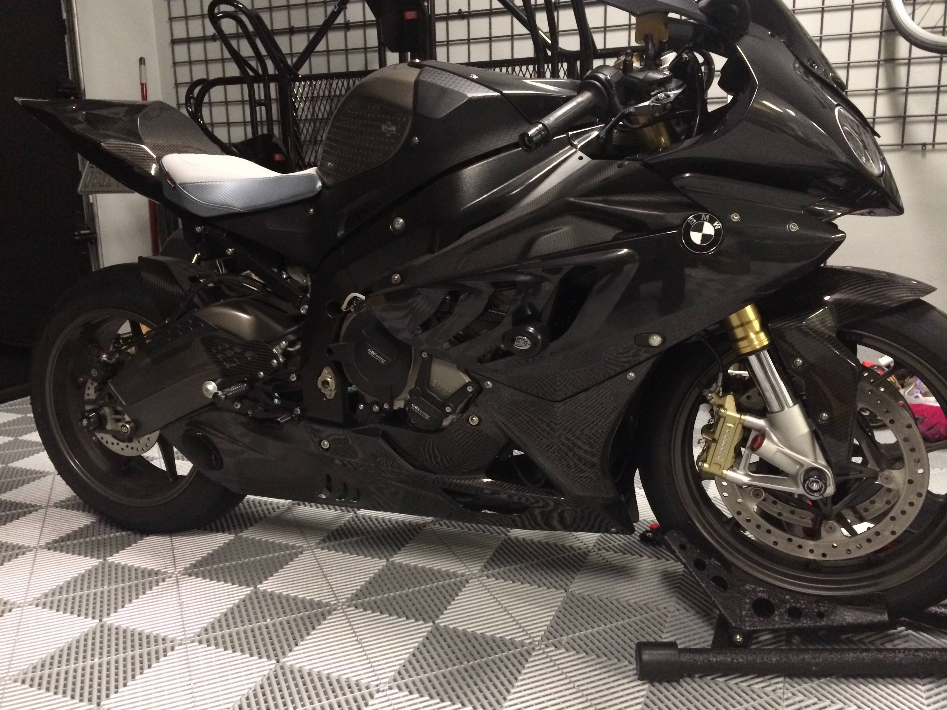 2015 BMW S1000RR photo 45